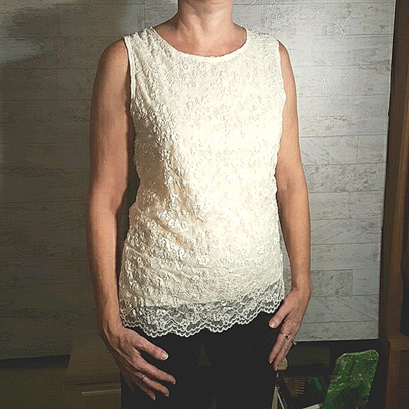 East 5th * Blouse w/ lace overlay * New w/ Tag - Picture 2 of 4